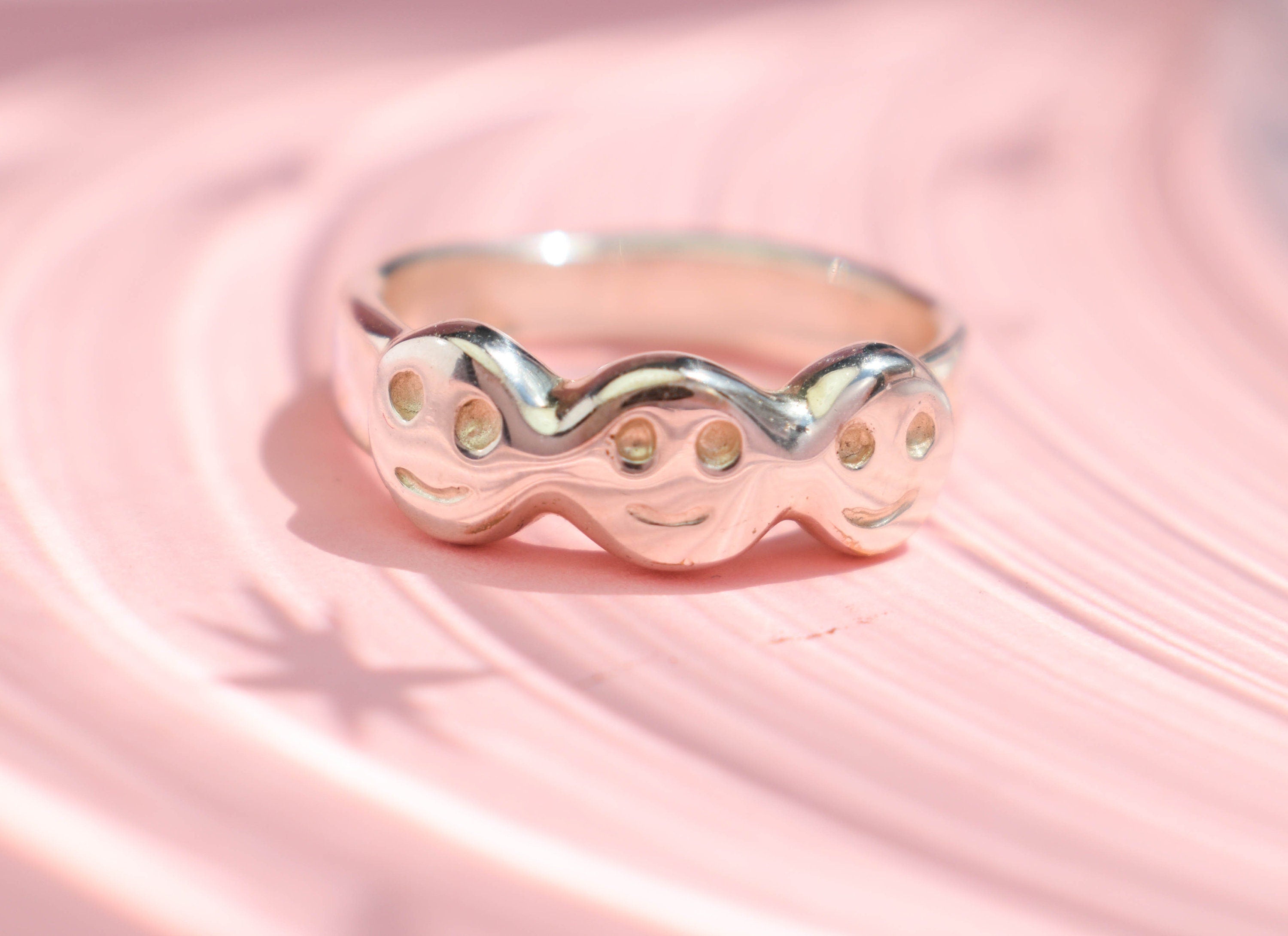 Smile face ring