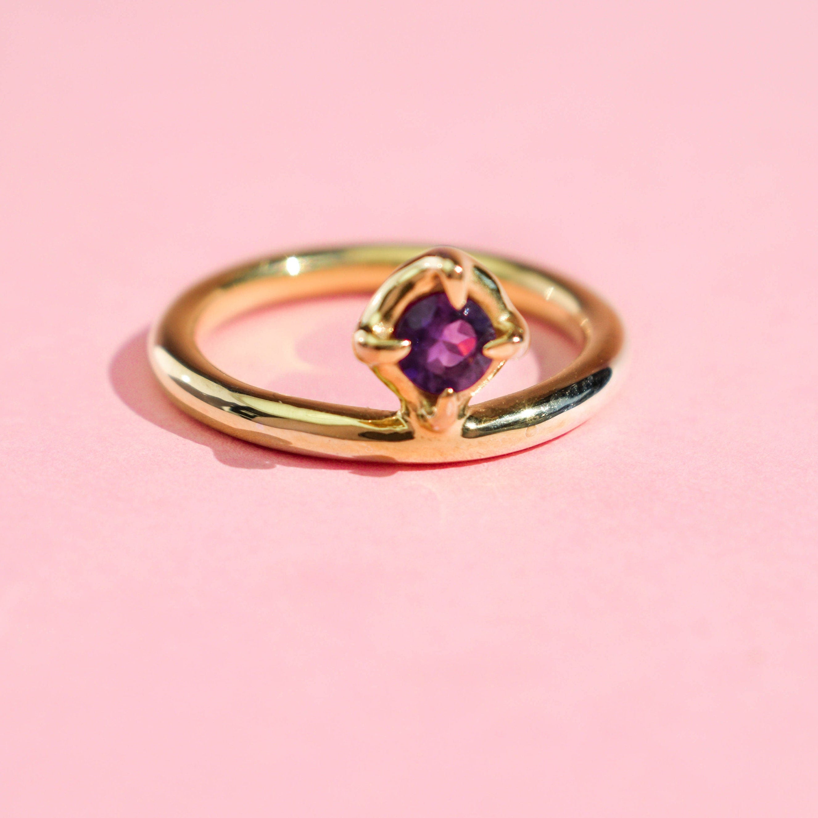 Simple amethyst ring