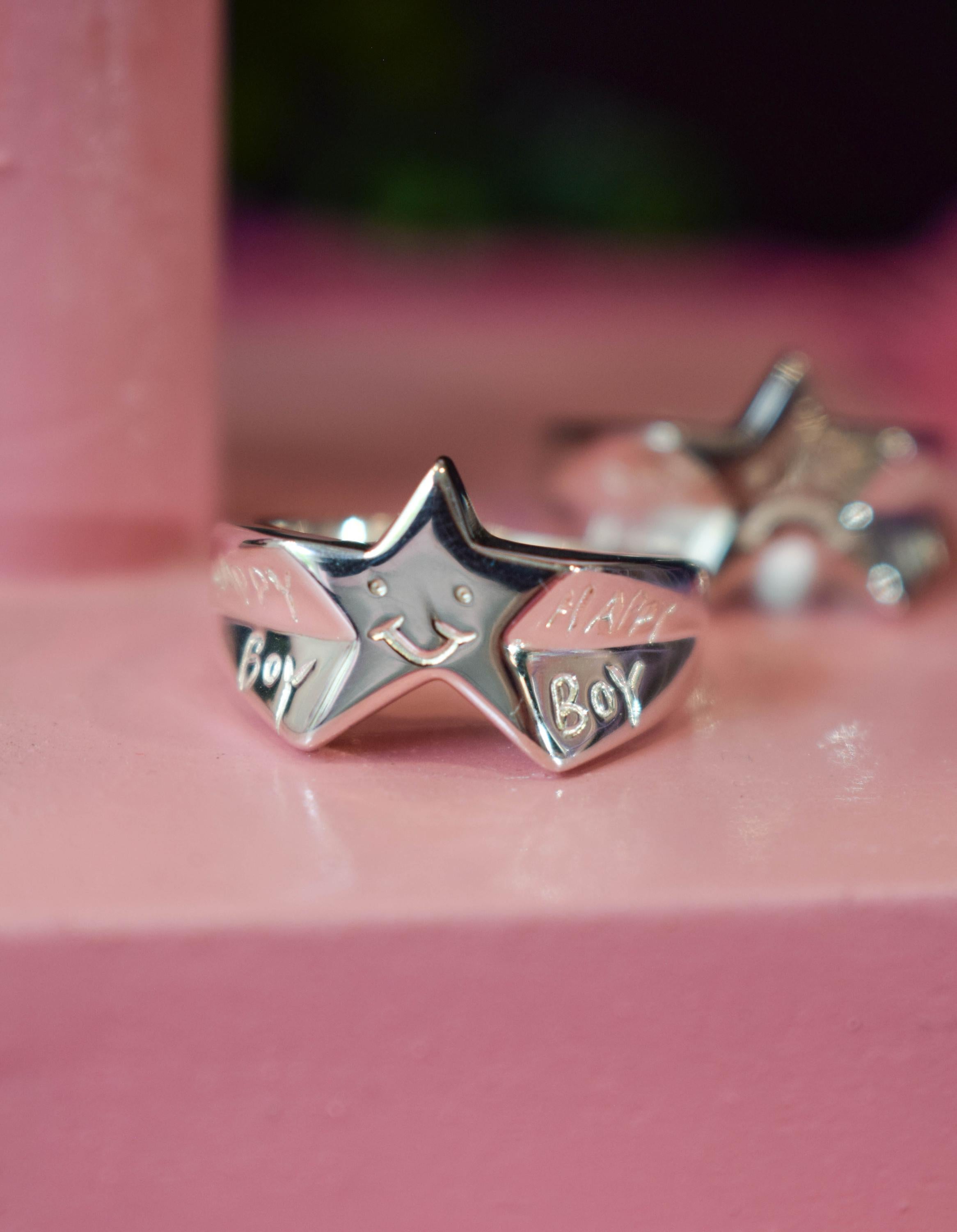 Happy boy star signet ring
