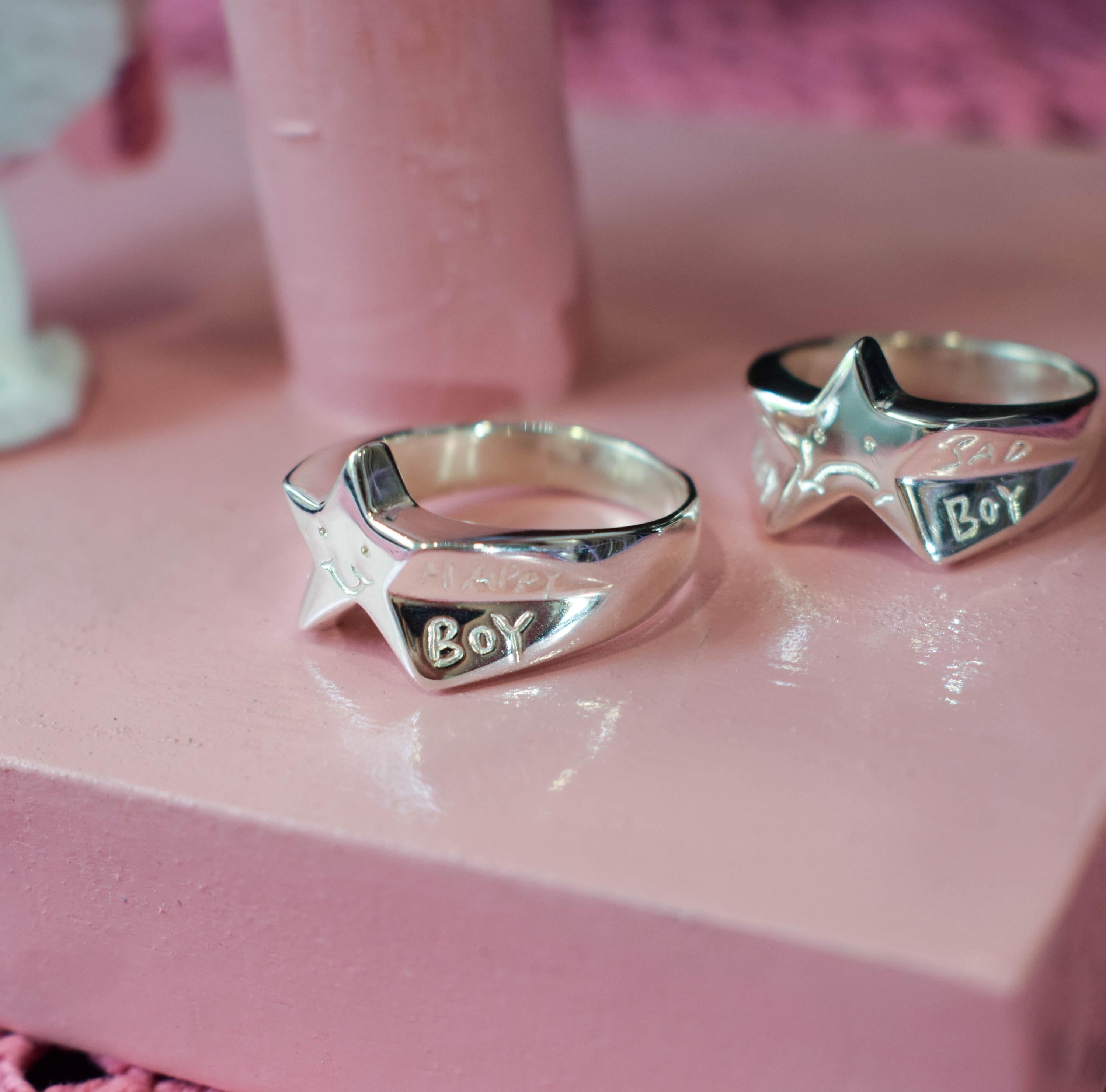 Happy boy star signet ring