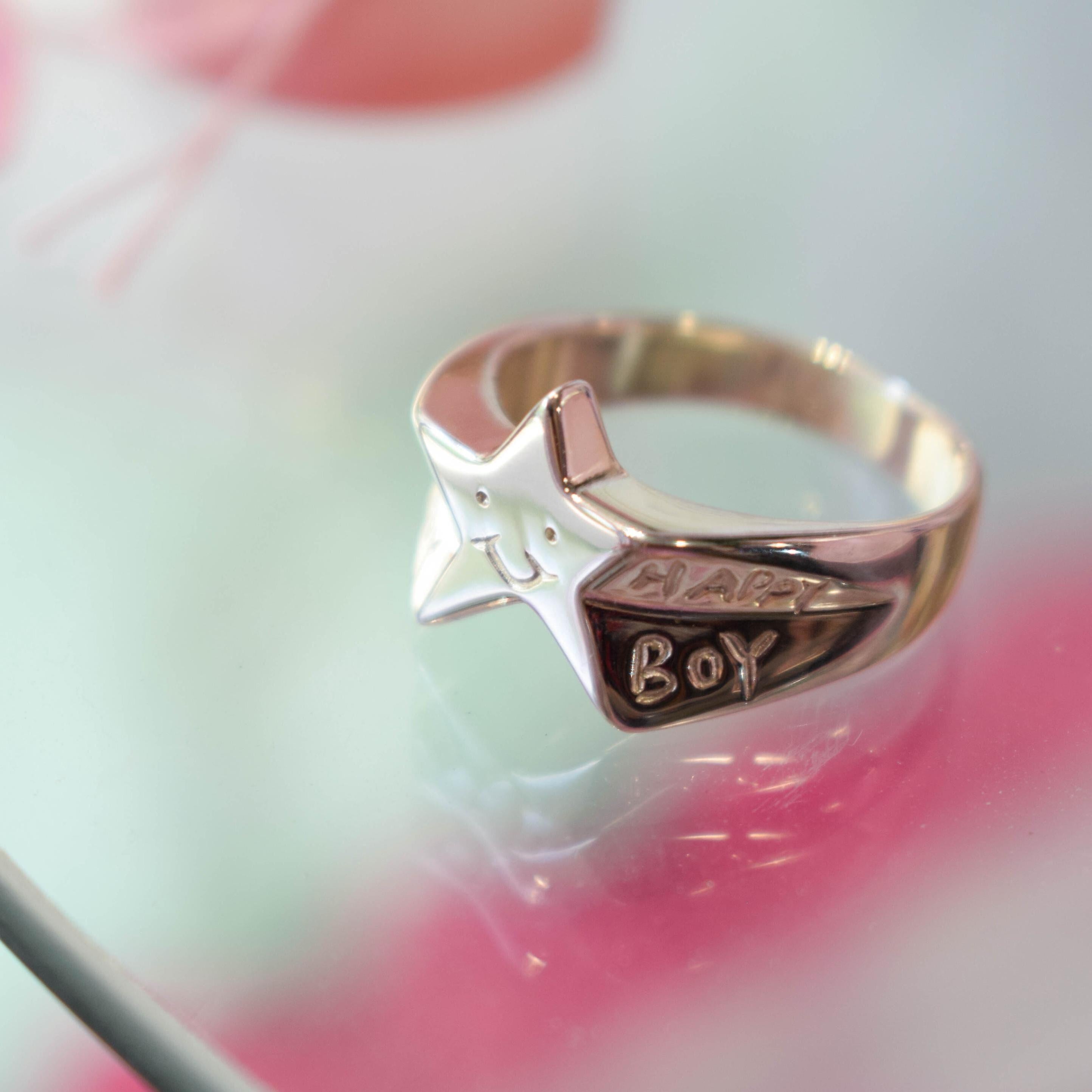 Happy boy star signet ring