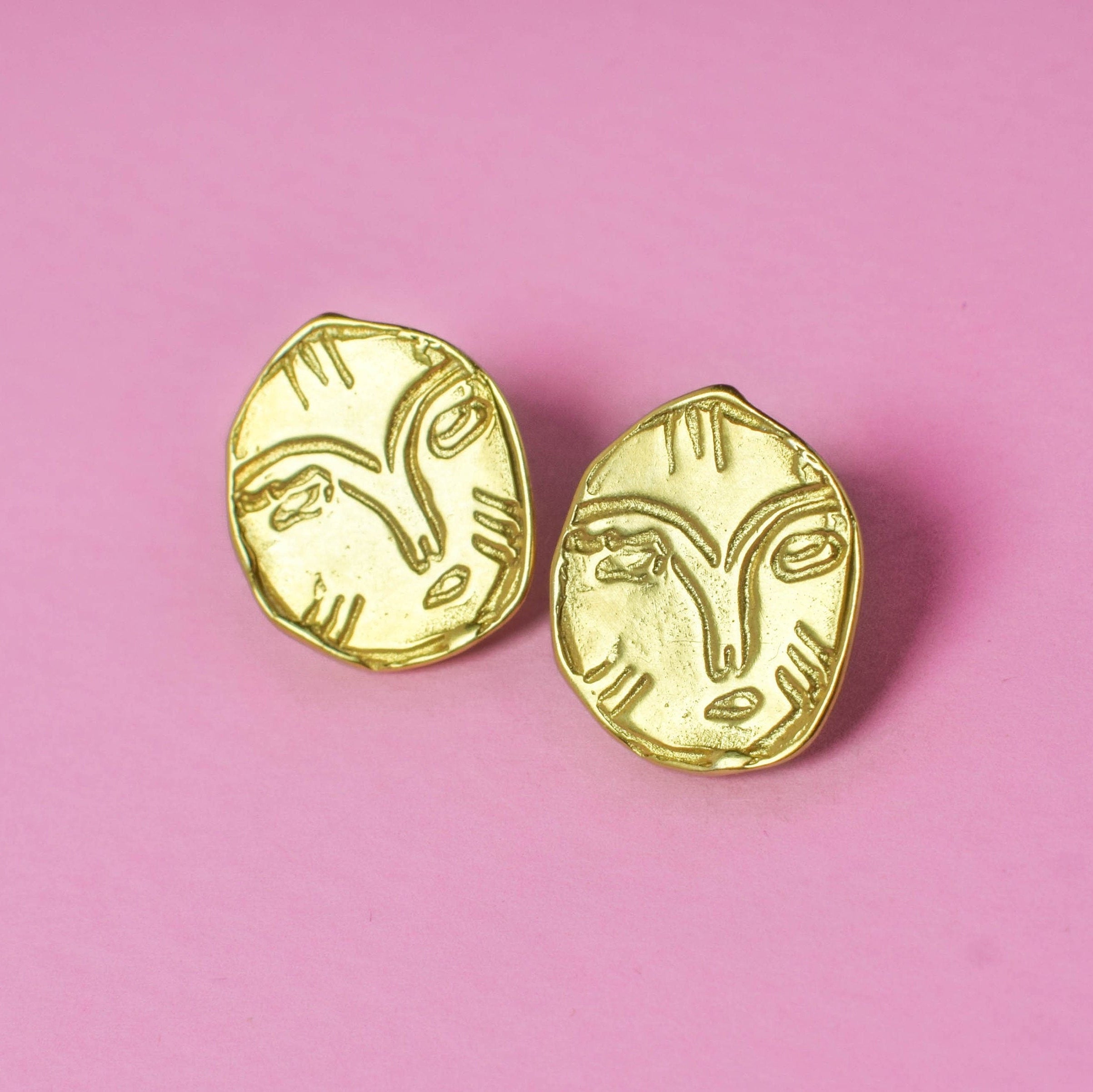 Face earrings