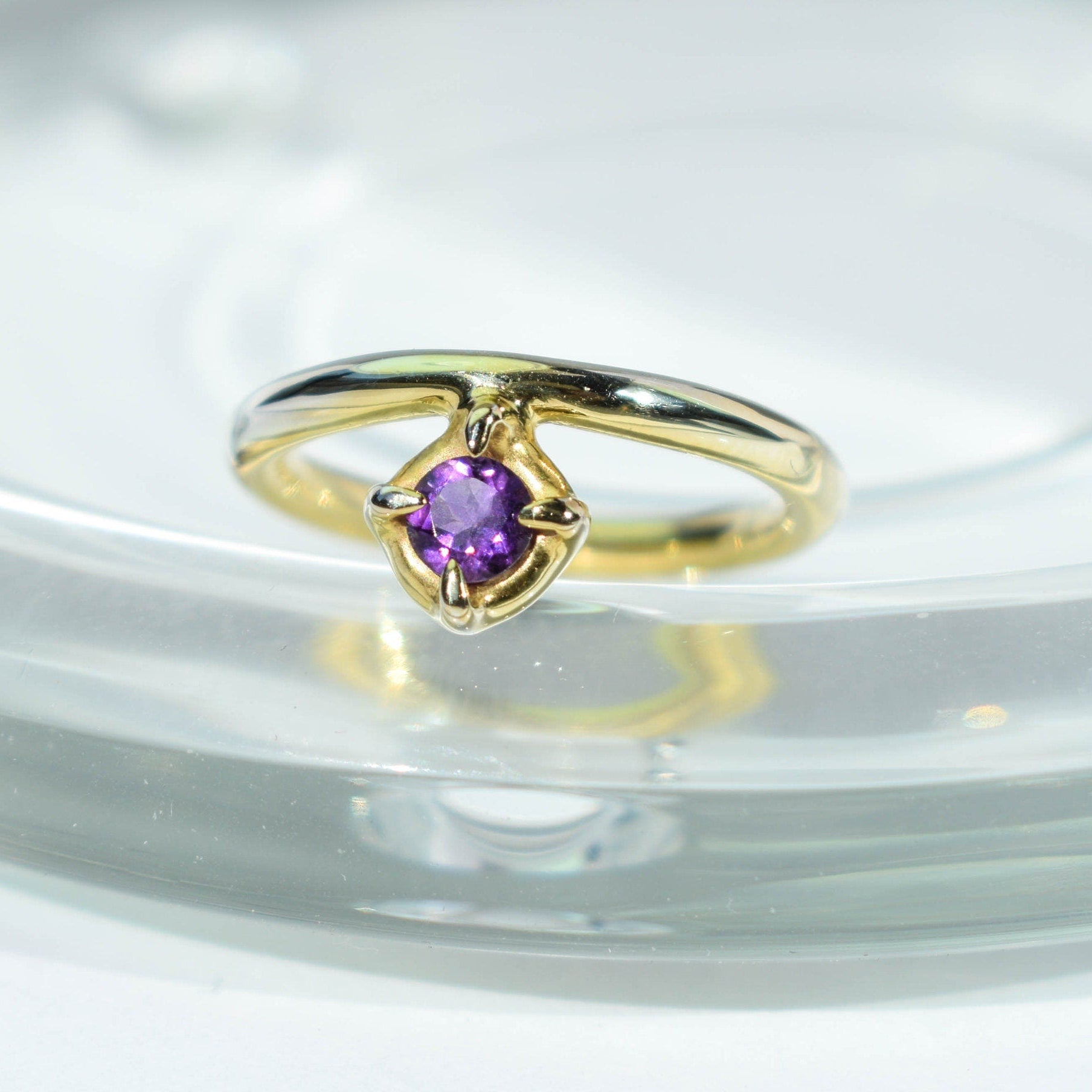 Simple amethyst ring